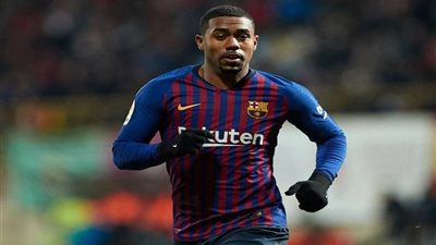 روما يوضح حقيقة المفاوضات مع نجم برشلونة