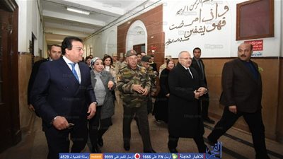 رئيس جامعة القاهرة: الهيئة الهندسية للقوات المسلحة أصبحت العصا السحرية للبناء (صور)