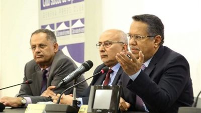 الحكومة اليمنية تتهم إيران بالتمرد على القرارات الأممية