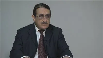 عضو المقاومة الإيرانية يؤكد فشل مقترح حذف 4 أصفار من العملة الإيرانية