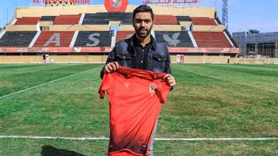 استقبال حافل من جماهير الأهلي لـ 