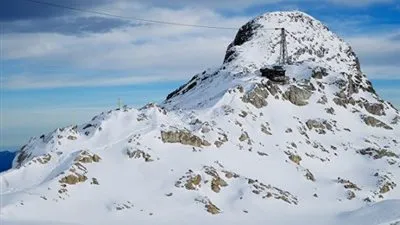 وفاة 3 متزلجين ألمان في انهيار جليدي بالنمسا