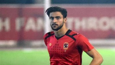 تدريبات تأهيلية لأحمد علاء في الأهلي