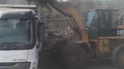 تواصل أعمال النظافة والتجميل ورفع القمامة بسنهور القبلية لليوم الثالث (صور وفيديو)