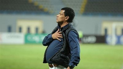 علاء عبد العال يعترف: نعاني على ملعب كلية الشرطة وطالبنا بإيجاد بديل