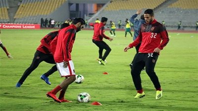 9 صفقات للأهلي في انتقالات الشتاء