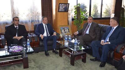 وزير القوى العاملة يصل إلى الإسماعيلية لافتتاح ملتقى تشغيل الشباب