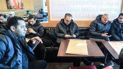 بعثة الأهلي تصل الجزائر استعدادًا لمواجهة شبيبة الساورة