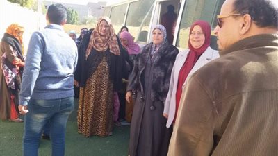 الكشف على  267 حالة في قافلة طبية لمستقبل وطن بالمنيا