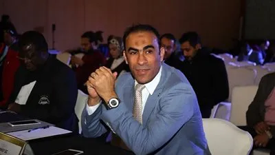 عبدالحفيظ ينهي ترتيبات إقامة الأهلي بالجزائر