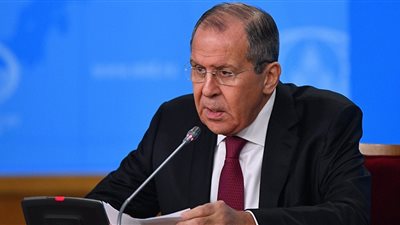 لافروف: روسيا مازالت مستعدة للعمل لانقاذ معاهدة التخلص من الصواريخ