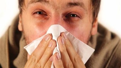 عاصفة ترابية تضرب القاهرة.. نصائح وتحذيرات لمرضى الجيوب الأنفية