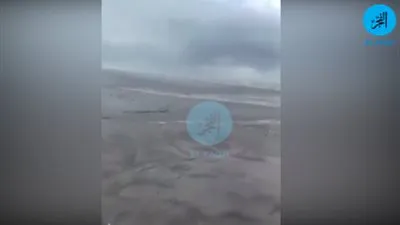 غرق شوارع دمياط.. ورياح شديدة تضرب قرى المحافظة (فيديو)