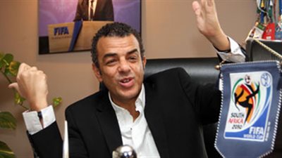 مرتجي ومرجان يطمئنان على بعثة الأهلي في الجزائر