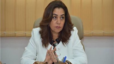 محافظ دمياط: دورات تدريبية لصغار الصناع بمعرض الأثاث الجديد 