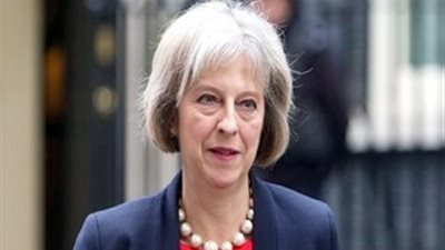 ماي تنجو من سحب الثقة في حزب المحافظين المعارض