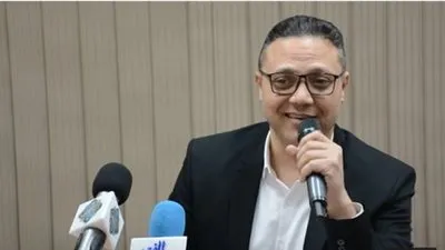 عبد الفتاح مصطفى: برنامج 