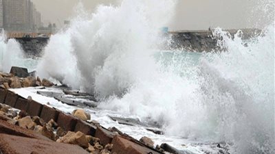 الكويت توقف الملاحة البحرية في 3 موانئ بسبب سوء الأحوال الجوية