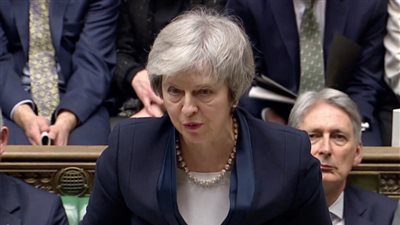 البرلمان البريطاني يرفض سحب الثقة من حكومة ماي