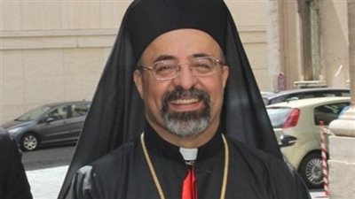 البطريرك إبراهيم إسحق يهنئ الأنبا نجيب بعيد القديس أنطونيوس الكبير