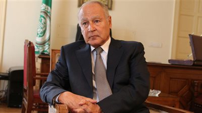 أبوالغيط يبحث مع وزير خارجية العراق مواجهة قوى الإرهاب