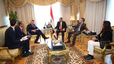 وزير الاتصالات يلتقي سفير السويد لبحث إنشاء مركز مصرى سويدى لتطوير الألعاب الإلكترونية