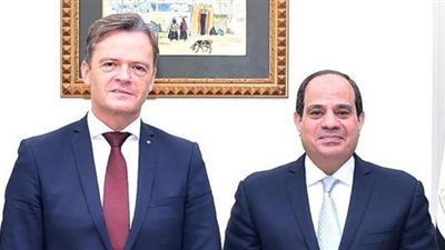 عاجل.. شركة مرسيدس بنز تعلن إستئناف العمل بمصانعها في مصر 