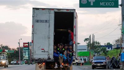 عبور قافلة مهاجرين جديدة من جواتيمالا للمكسيك متوجهة لأمريكا
