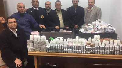 جمارك الغردقة تحبط تهريب 5500 عبوة من الأدوية بقيمة مليون جنيه  