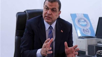 وزير القوى العاملة يتابع صرف معاش أسرة مصري توفي في إيطاليا