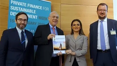  سحر نصر : نعمل على إنشاء 19 منطقة استثمارية جديدة وإتاحة التمويل من خلال القطاع الغيرمصرفى