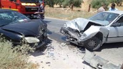 إصابة 4 أشخاص بحادث تصادم سيارتين  في كفرالشيخ