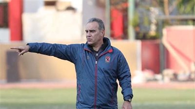 عاجل.. نجم الأهلي يرحل إلى الدوري السعودي