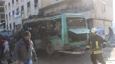 قتلى وجرحى بتفجير استهدف حافلة ركاب في مدينة عفرين السورية (فيديو)