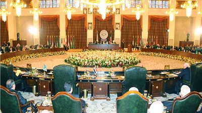 3 زعماء فقط بالقمة العربية الاقتصادية ببيروت