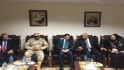وزير الشباب والرياضة يصل السويس لتفقد الاستاد 