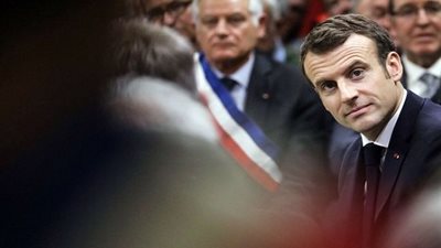 استطلاع رأي: ارتفاع شعبية ماكرون إلى 27% في شهر يناير 