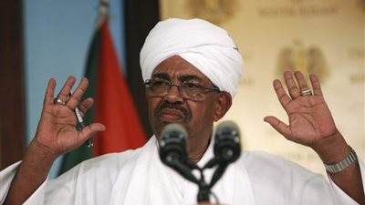 الرئيس السوداني: مندسون يقتلون المتظاهرين