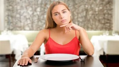 9 أشياء عليكِ الامتناع عنها إذا كانت معدتكِ فارغة!