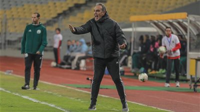 عاجل.. لاسارتي يحسم ثنائي القائمة الإفريقية في الأهلي