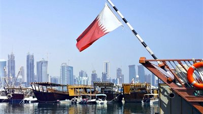 الشعب يدفع ثمن سياسات الحمدين.. السياحة تعاني في قطر (فيديو)