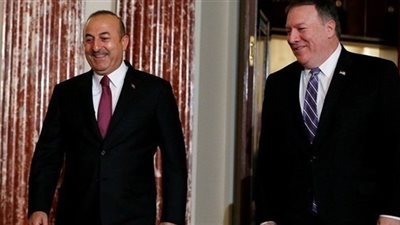 تركيا وأمريكا تناقشان 