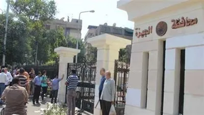 محافظ الجيزة ينفي إزالة العقارات الموجودة بنزلة السمان والمأهولة بالسكان