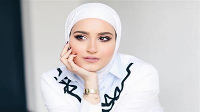 طرق تنسيق الحجاب الأبيض من وحي الفاشينيستا دلال الدوب! (صور)