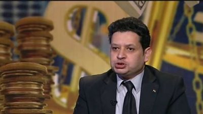 وائل النحاس: ارتفاع الأسعار إيجاد أسواق للملابس المستعملة