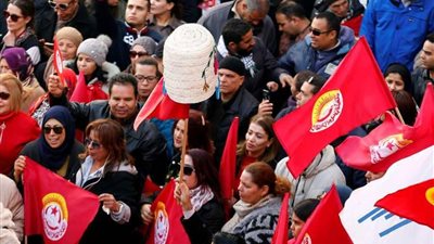 تونس.. اتحاد الشغل مستعد للحل 