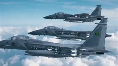 التحالف يستهدف معسكراً تدريبياً للحوثيين