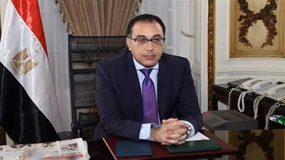 على هامش حضوره منتدى دافوس.. رئيس الوزراء يجري حوارا مع قناة CNBC الأمريكية