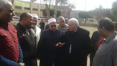 أسامة العبد يتفقد تطوير مساجد دمياط (صور)