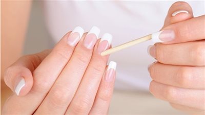 بالفيديو.. نصائح ذهبية للعناية بالأظافر 